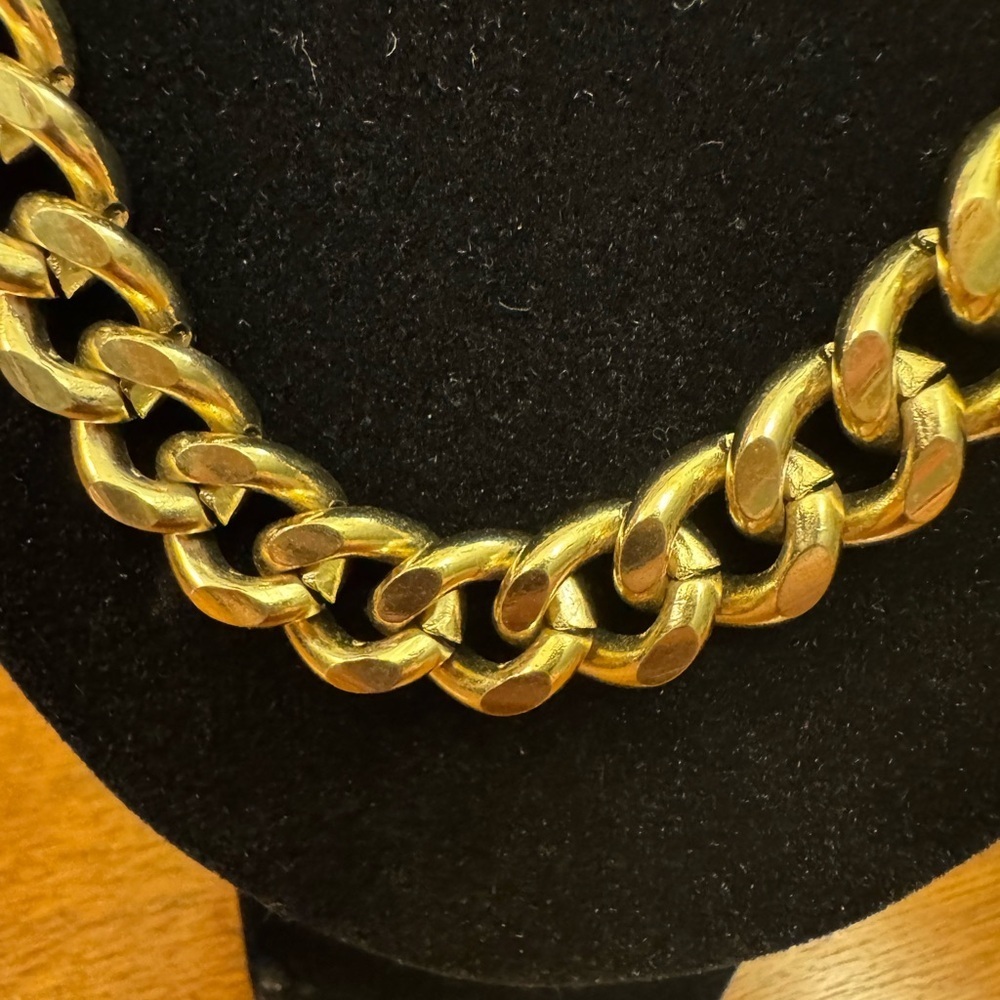 Chunky Gold Cuban Chain Necklace - Bold Cuban Link - Picture 2 of 6